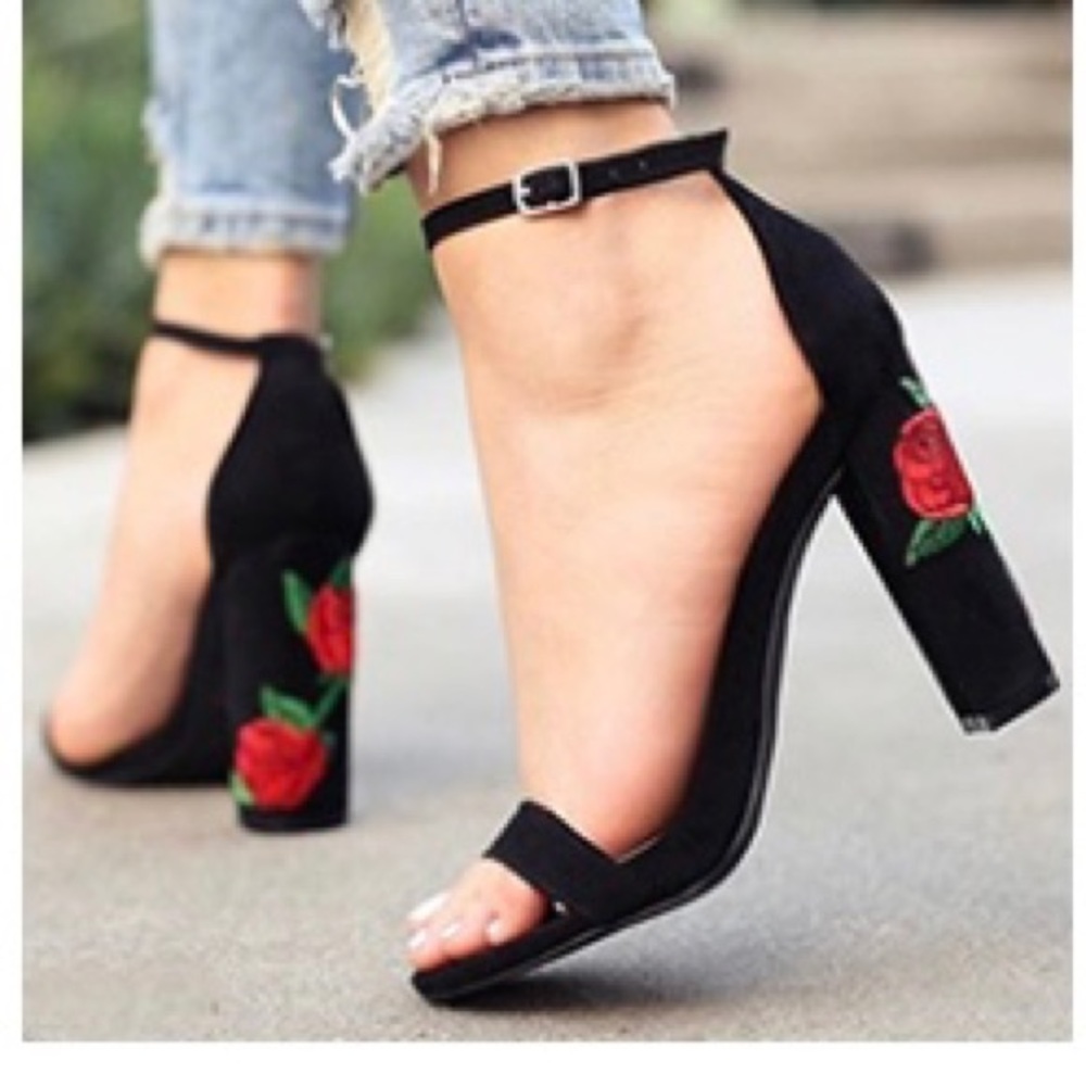 Black rose heel last 1‼️